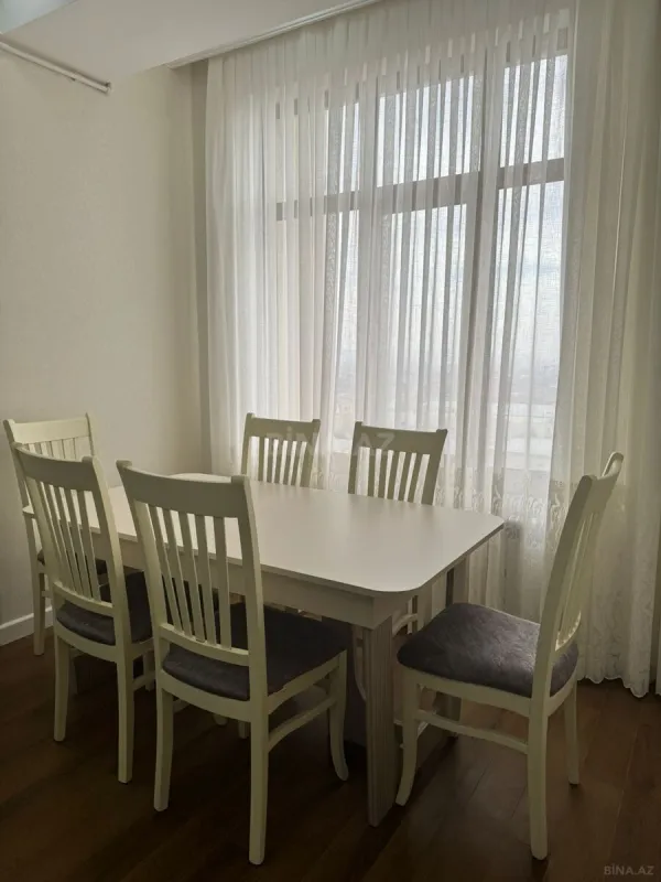 Kirayə verilir 3 otaqlı mənzil 105 m²