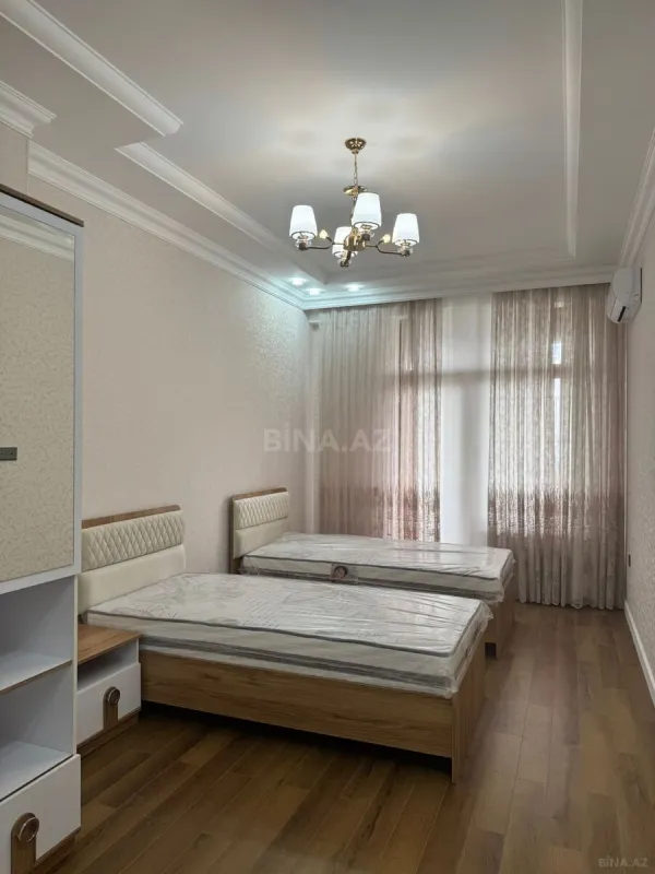 Kirayə verilir 3 otaqlı mənzil 105 m²