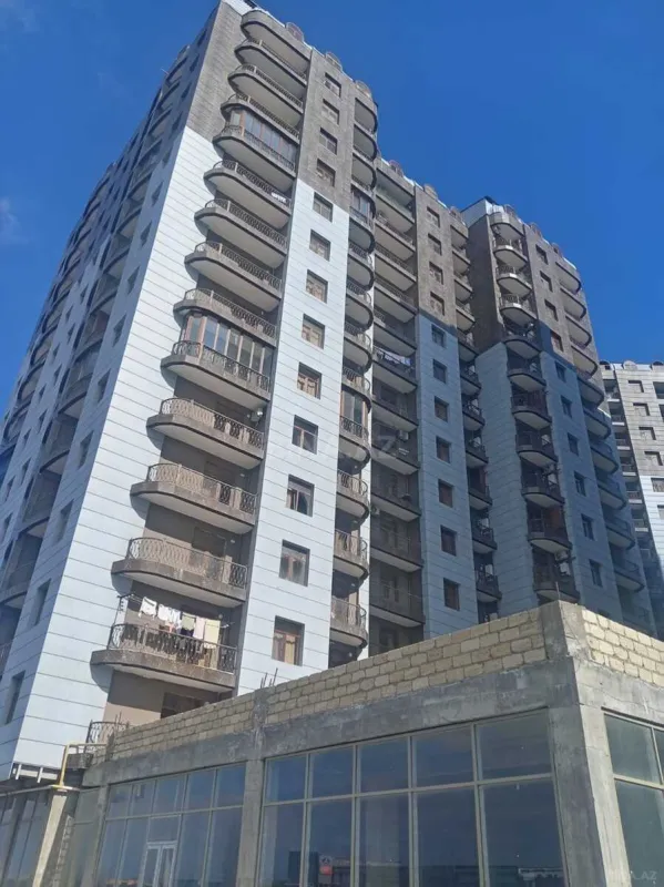 Kirayə verilir 2 otaqlı mənzil 90 m²