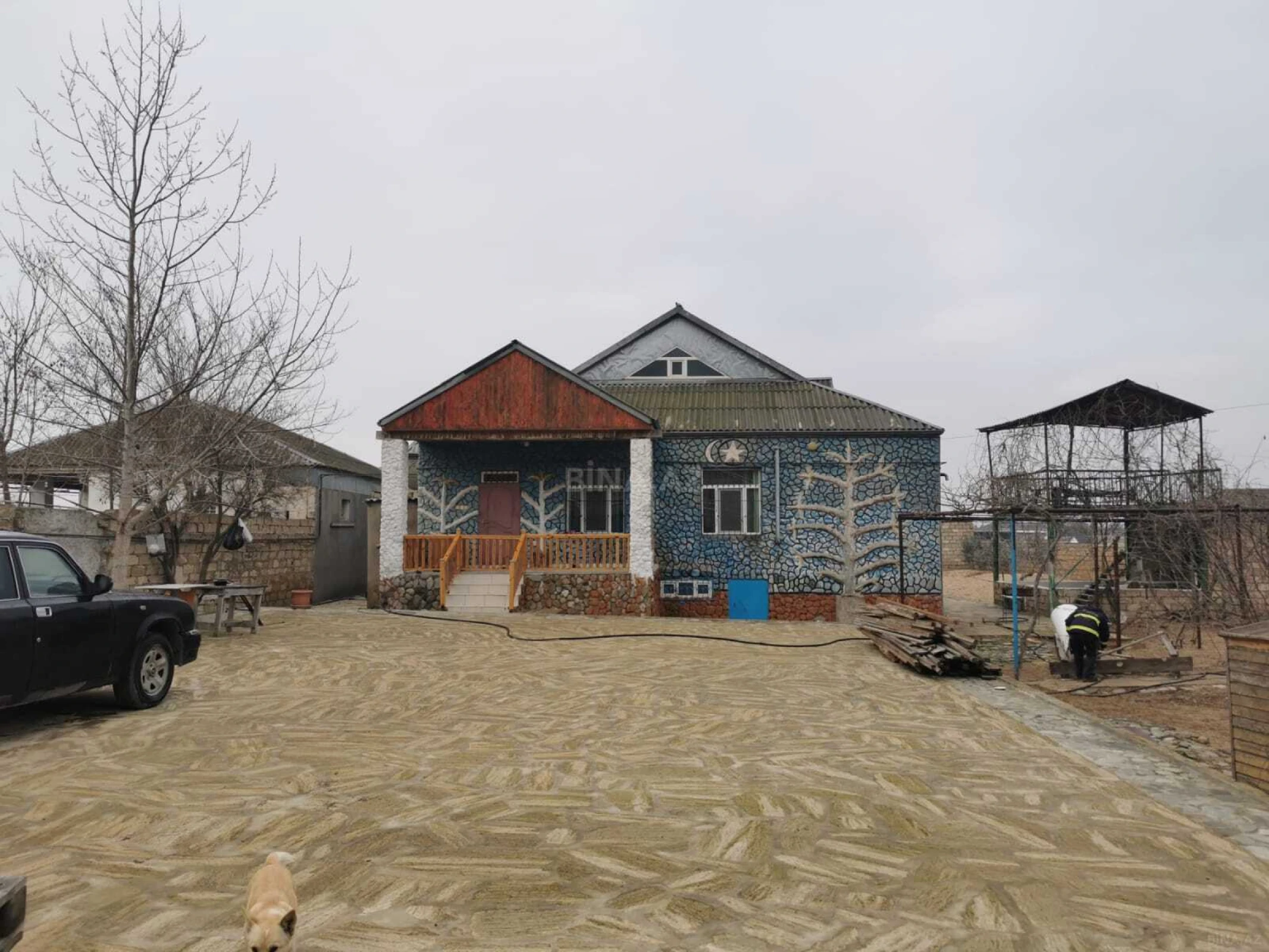 Satılır 5 otaqlı həyət evi 143 m²