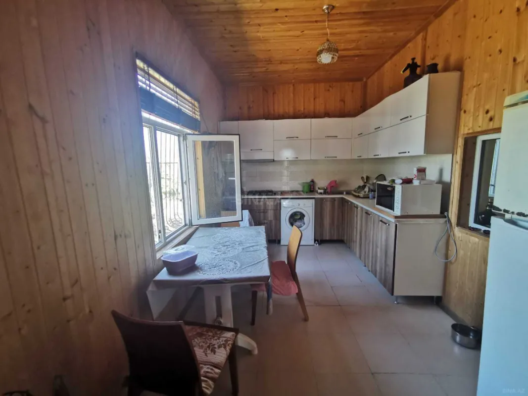 Satılır 5 otaqlı həyət evi 143 m²