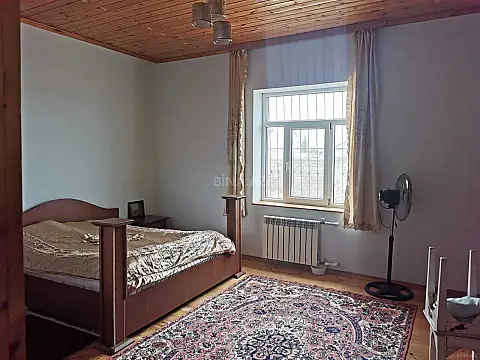 Satılır 5 otaqlı həyət evi 143 m²