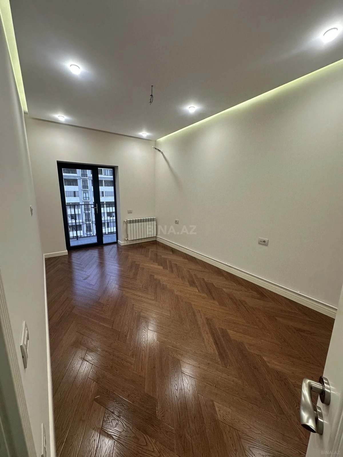 Satılır 2 otaqlı mənzil 68.3 m²