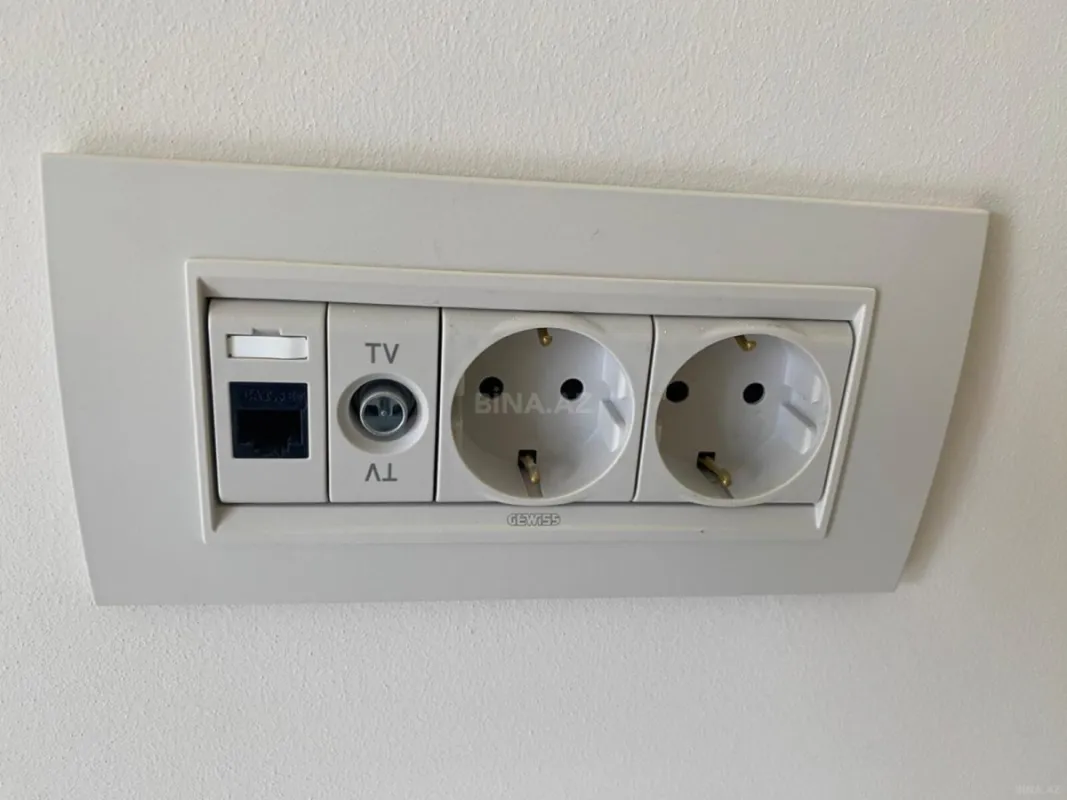 Satılır 2 otaqlı mənzil 68.3 m²