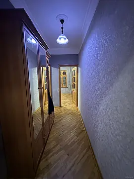 Kirayə verilir 2 otaqlı mənzil 65 m²