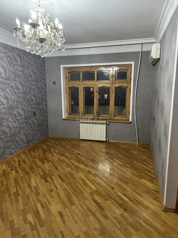 Kirayə verilir 2 otaqlı mənzil 65 m²