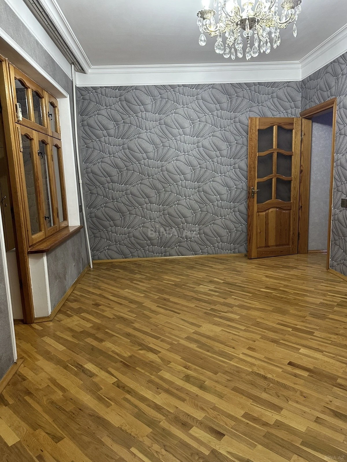 Kirayə verilir 2 otaqlı mənzil 65 m²