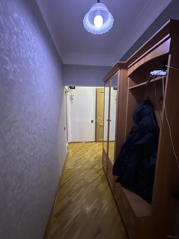 Kirayə verilir 2 otaqlı mənzil 65 m²