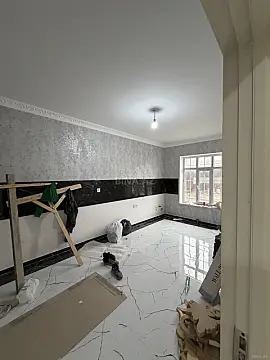 Satılır 5 otaqlı həyət evi 200 m²