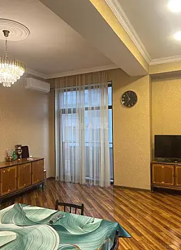 Satılır 3 otaqlı mənzil 125 m²