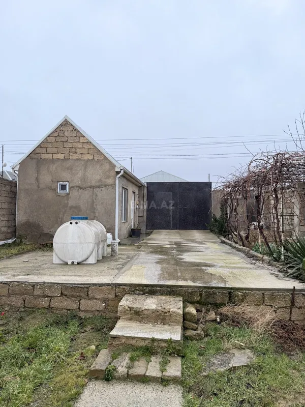 Satılır 5 otaqlı həyət evi 120 m²