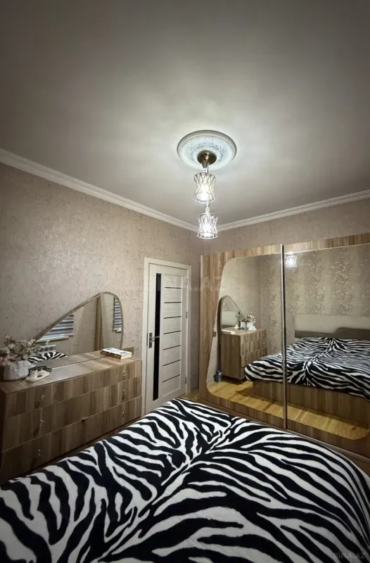 Satılır 5 otaqlı həyət evi 120 m²