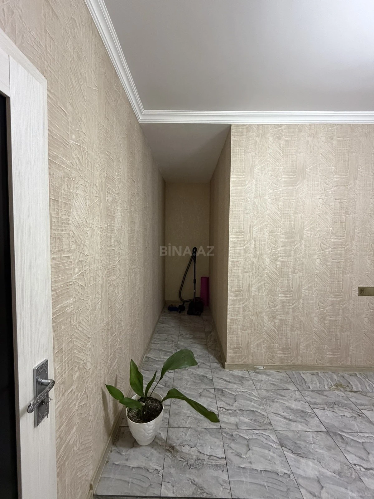 Satılır 5 otaqlı həyət evi 120 m²