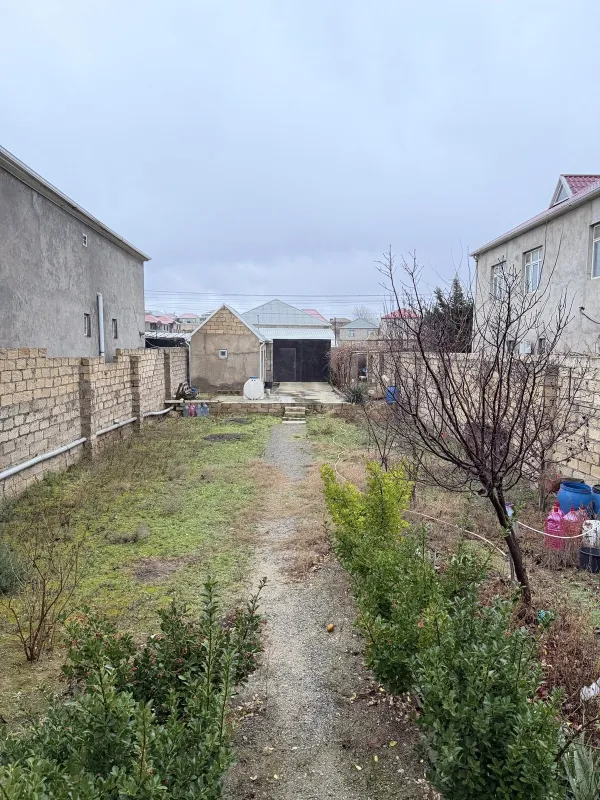 Satılır 5 otaqlı həyət evi 120 m²