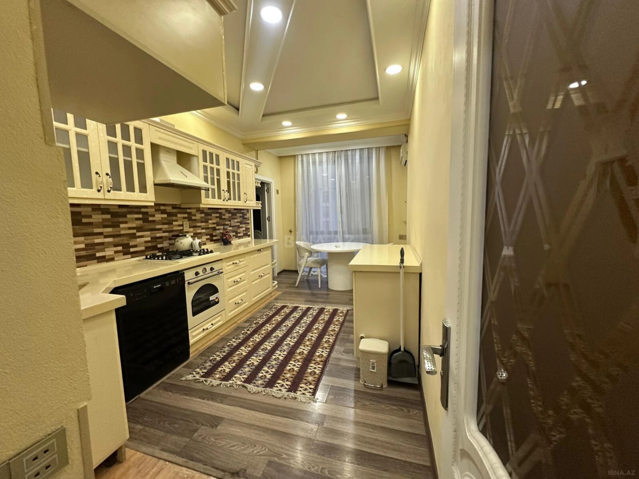 Satılır 3 otaqlı mənzil 90 m²