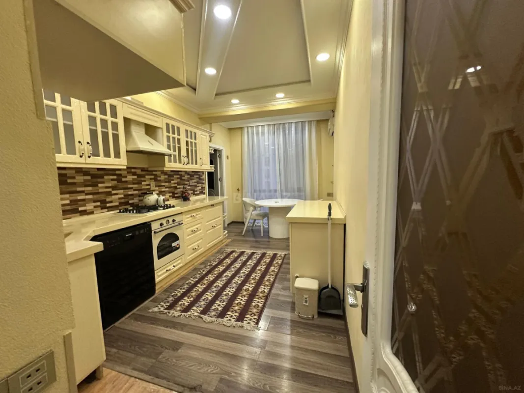 Satılır 3 otaqlı mənzil 90 m²