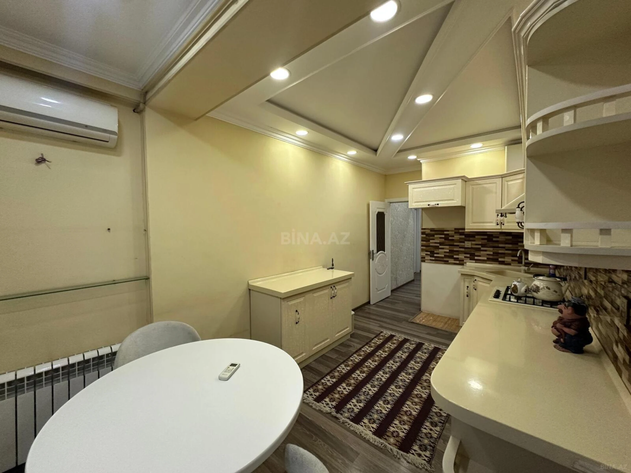 Satılır 3 otaqlı mənzil 90 m²
