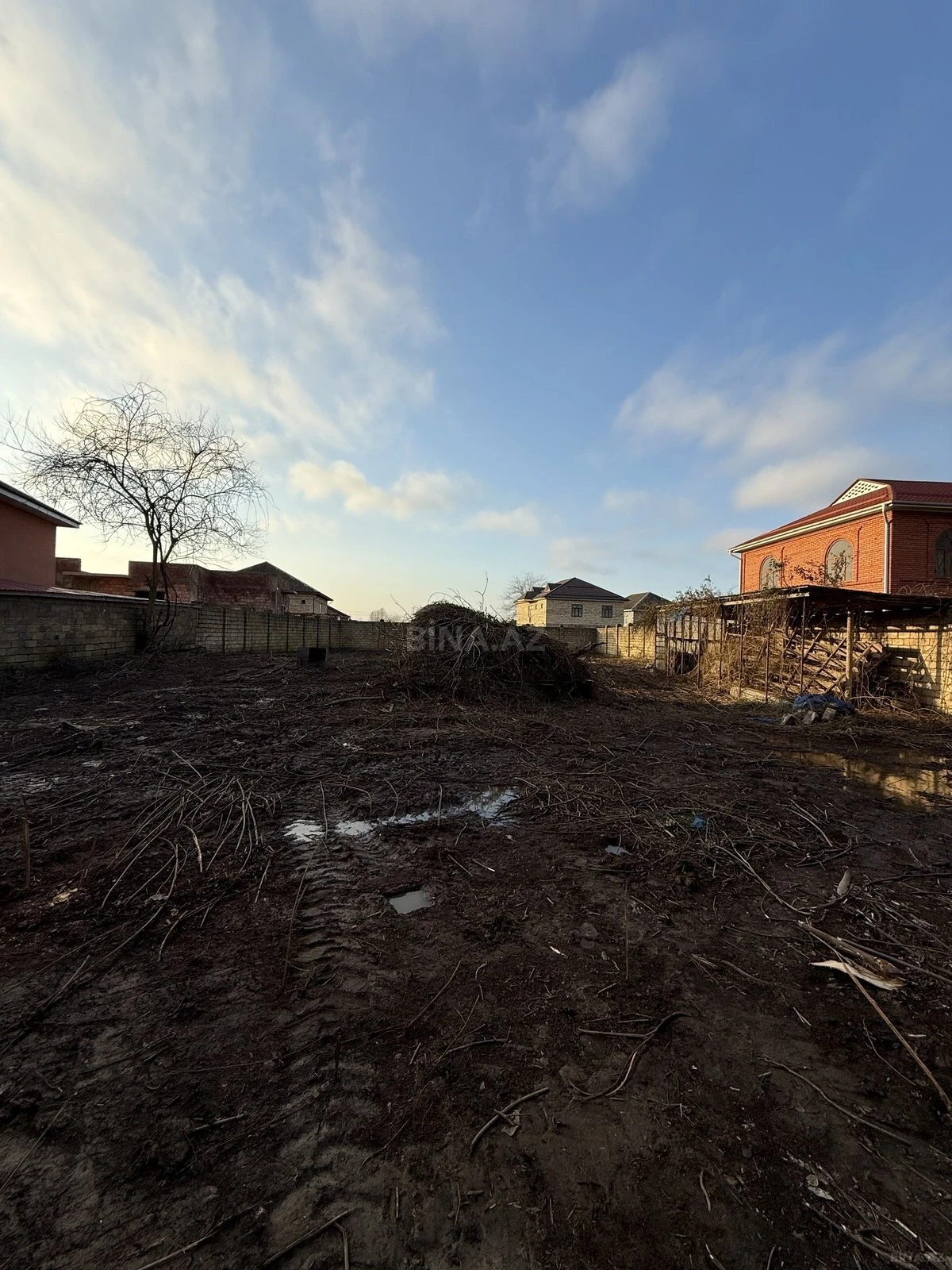 Satılır torpaq sahəsi 12 m²