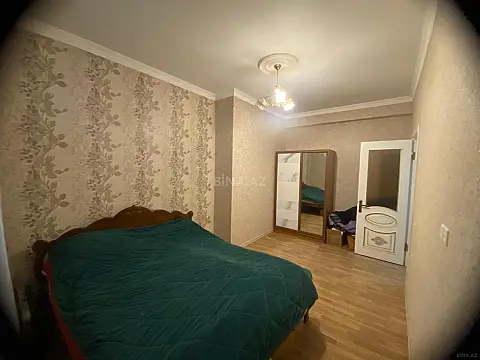 Kirayə verilir 2 otaqlı mənzil 70 m²
