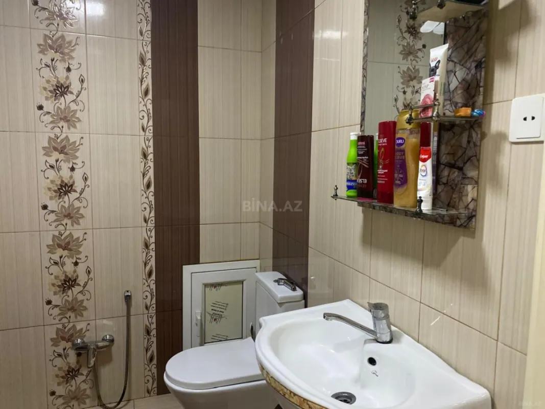 Kirayə verilir 2 otaqlı mənzil 70 m²