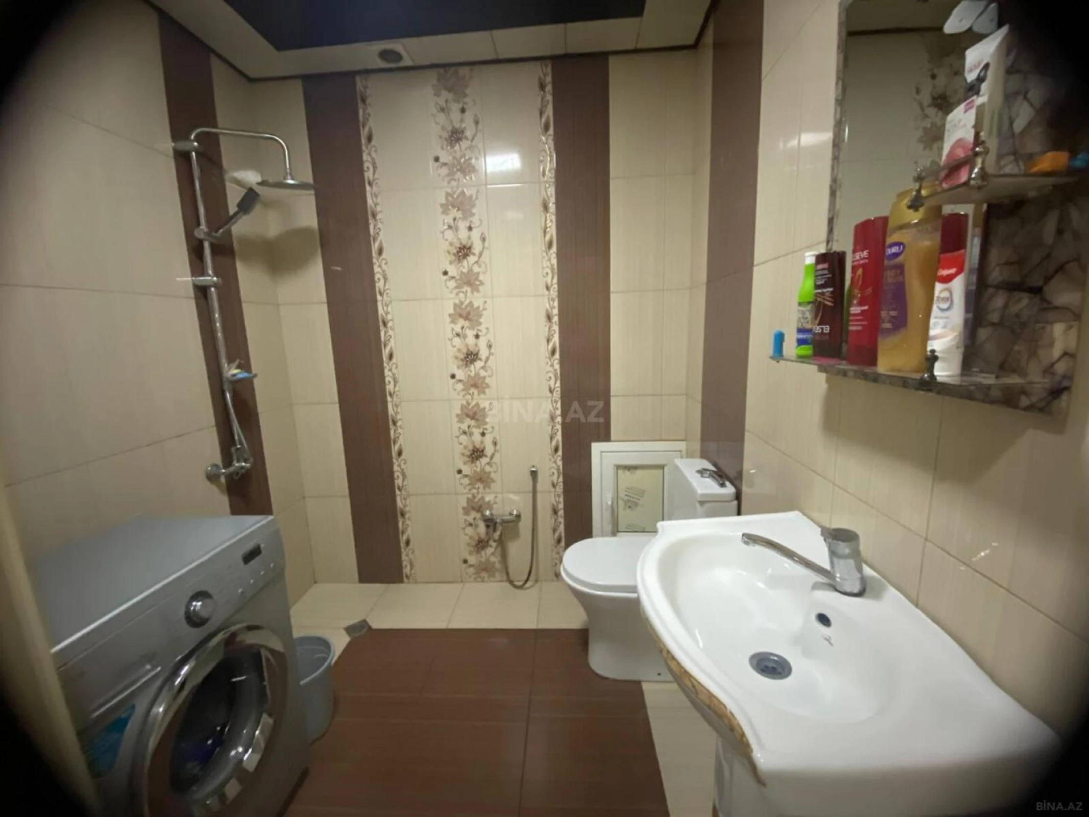 Kirayə verilir 2 otaqlı mənzil 70 m²