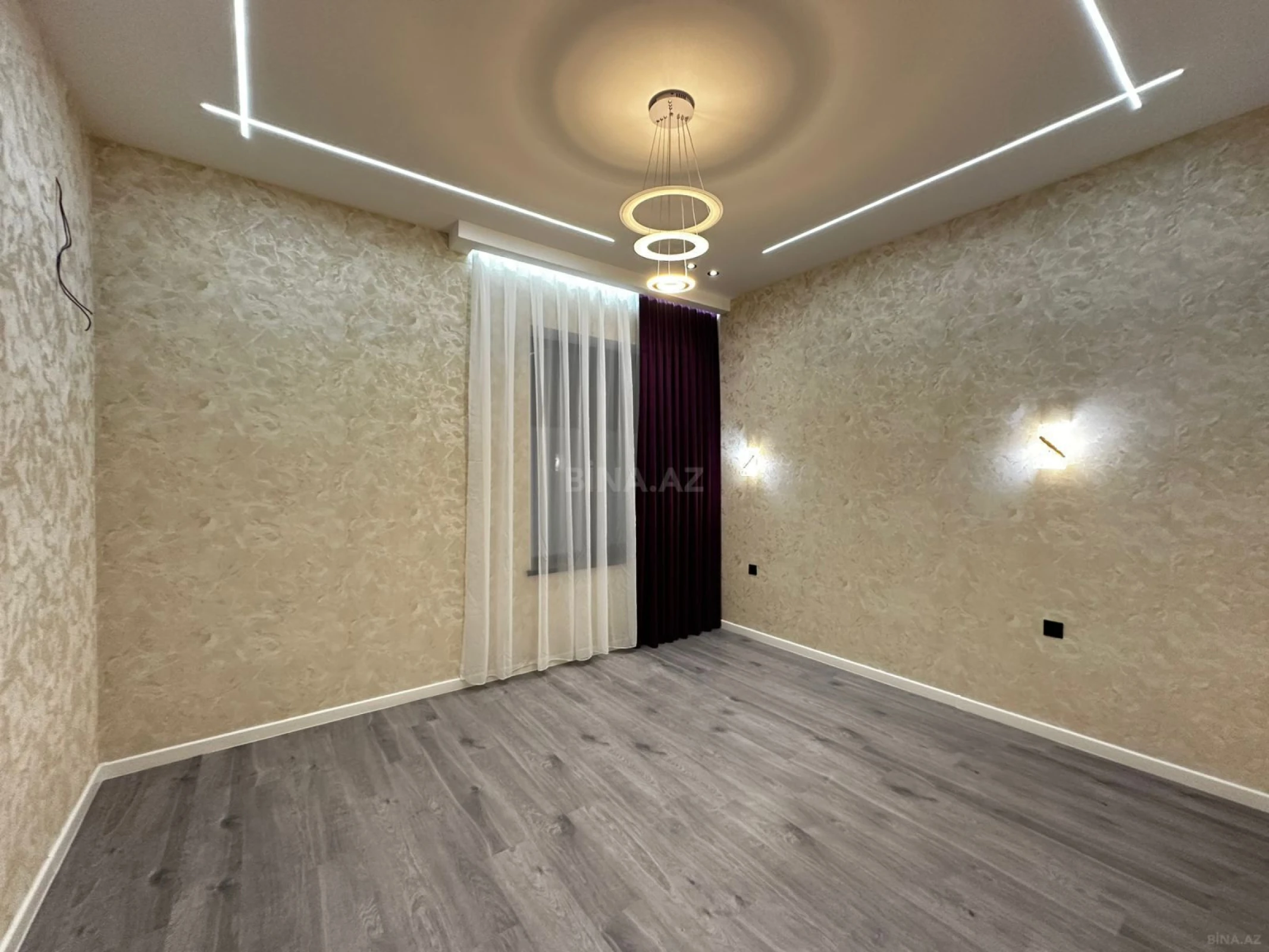 Satılır 4 otaqlı həyət evi 155 m²