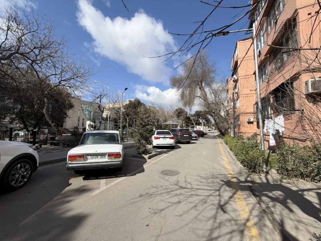 Satılır 3 otaqlı mənzil 60 m²