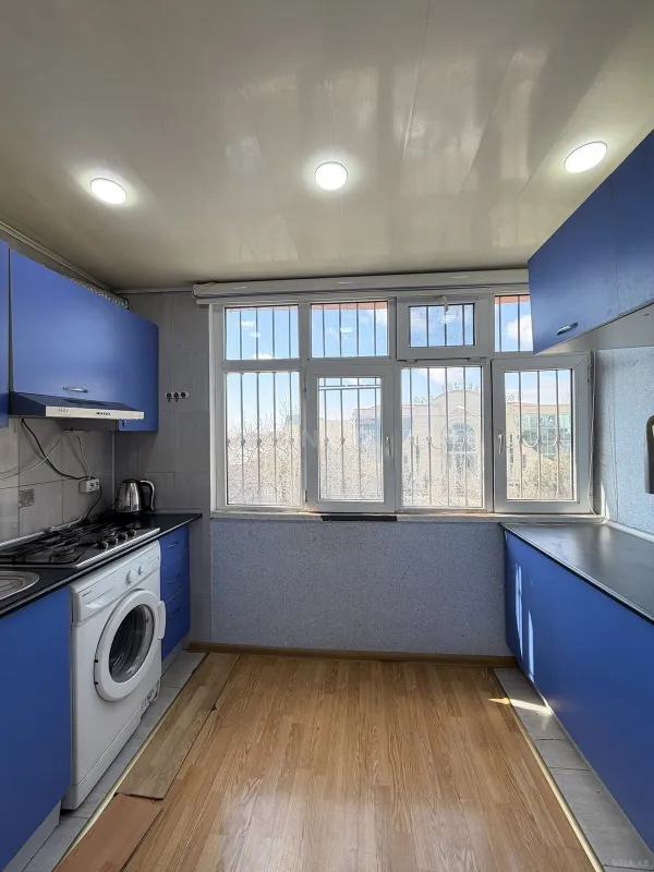 Satılır 3 otaqlı mənzil 60 m²