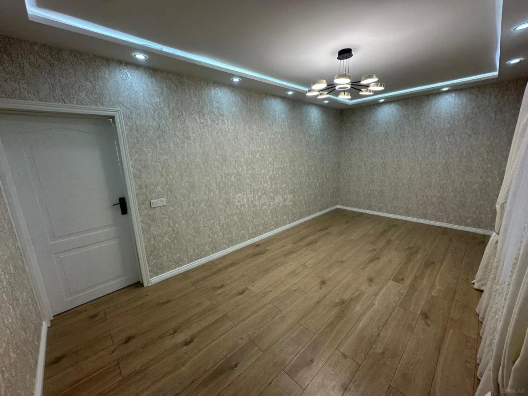 Satılır 2 otaqlı mənzil 65 m²