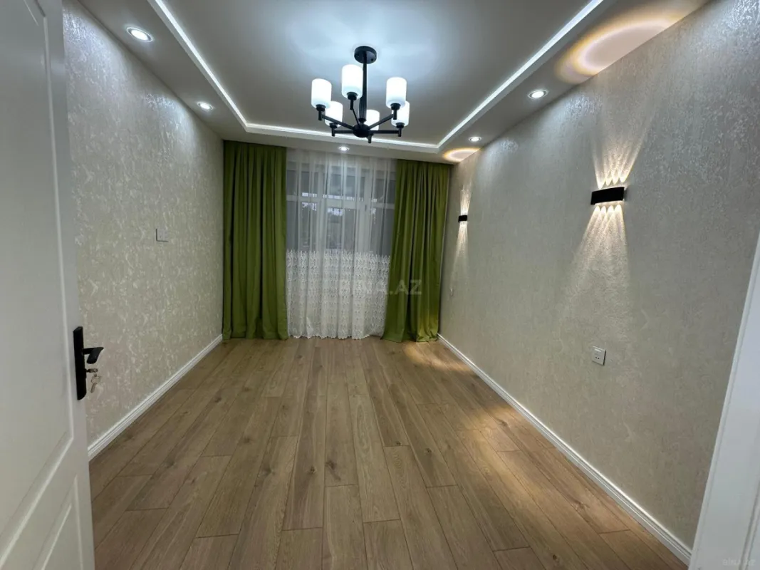 Satılır 2 otaqlı mənzil 65 m²