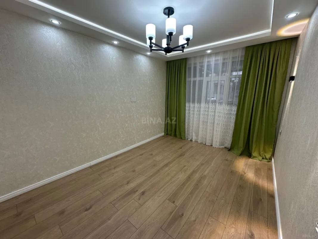 Satılır 2 otaqlı mənzil 65 m²