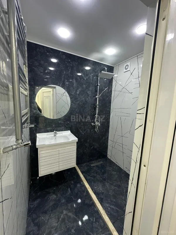 Satılır 2 otaqlı mənzil 65 m²