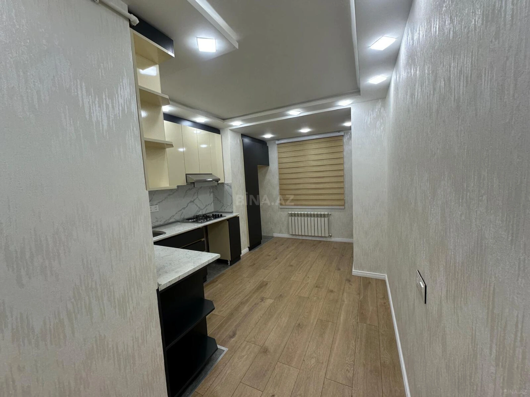 Satılır 2 otaqlı mənzil 65 m²