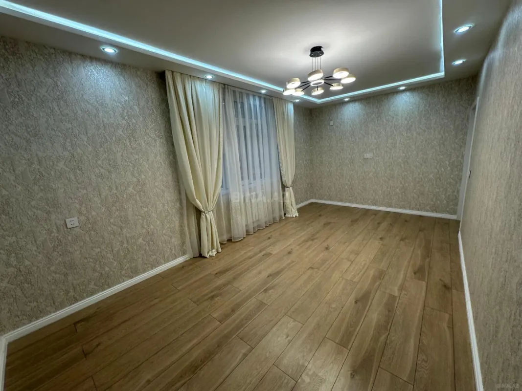 Satılır 2 otaqlı mənzil 65 m²