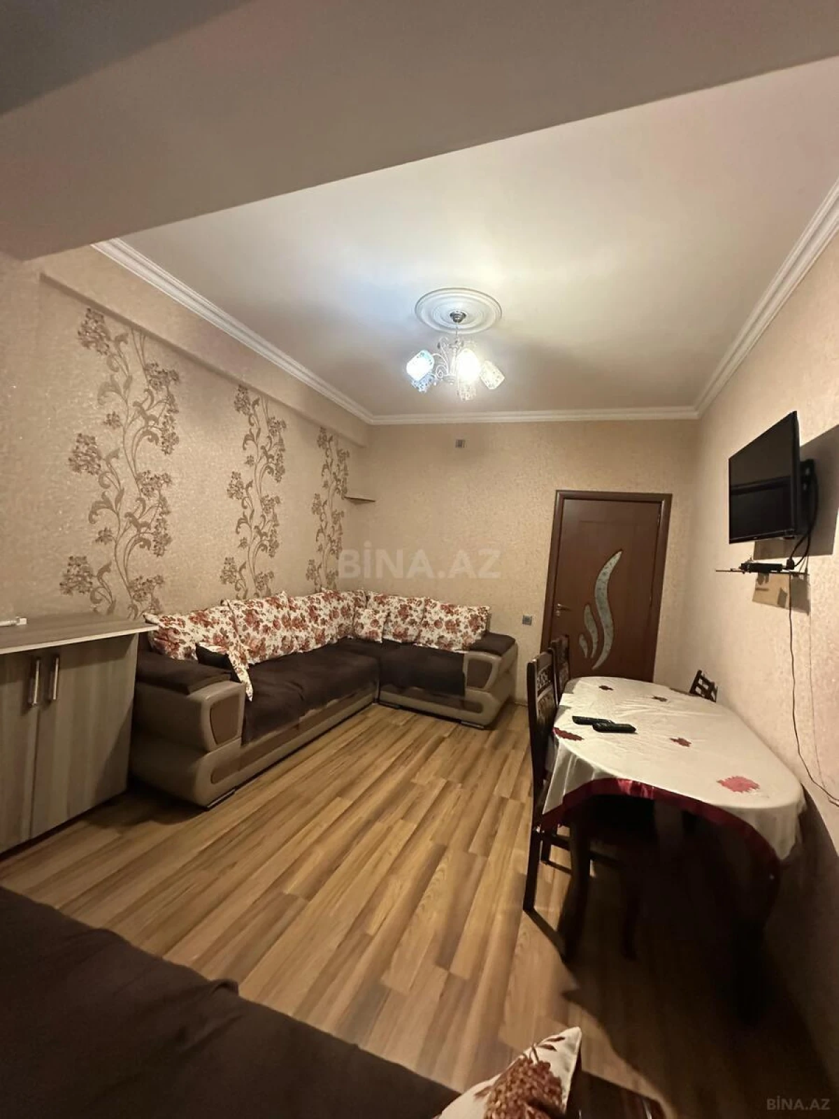 Satılır 2 otaqlı mənzil 52 m²