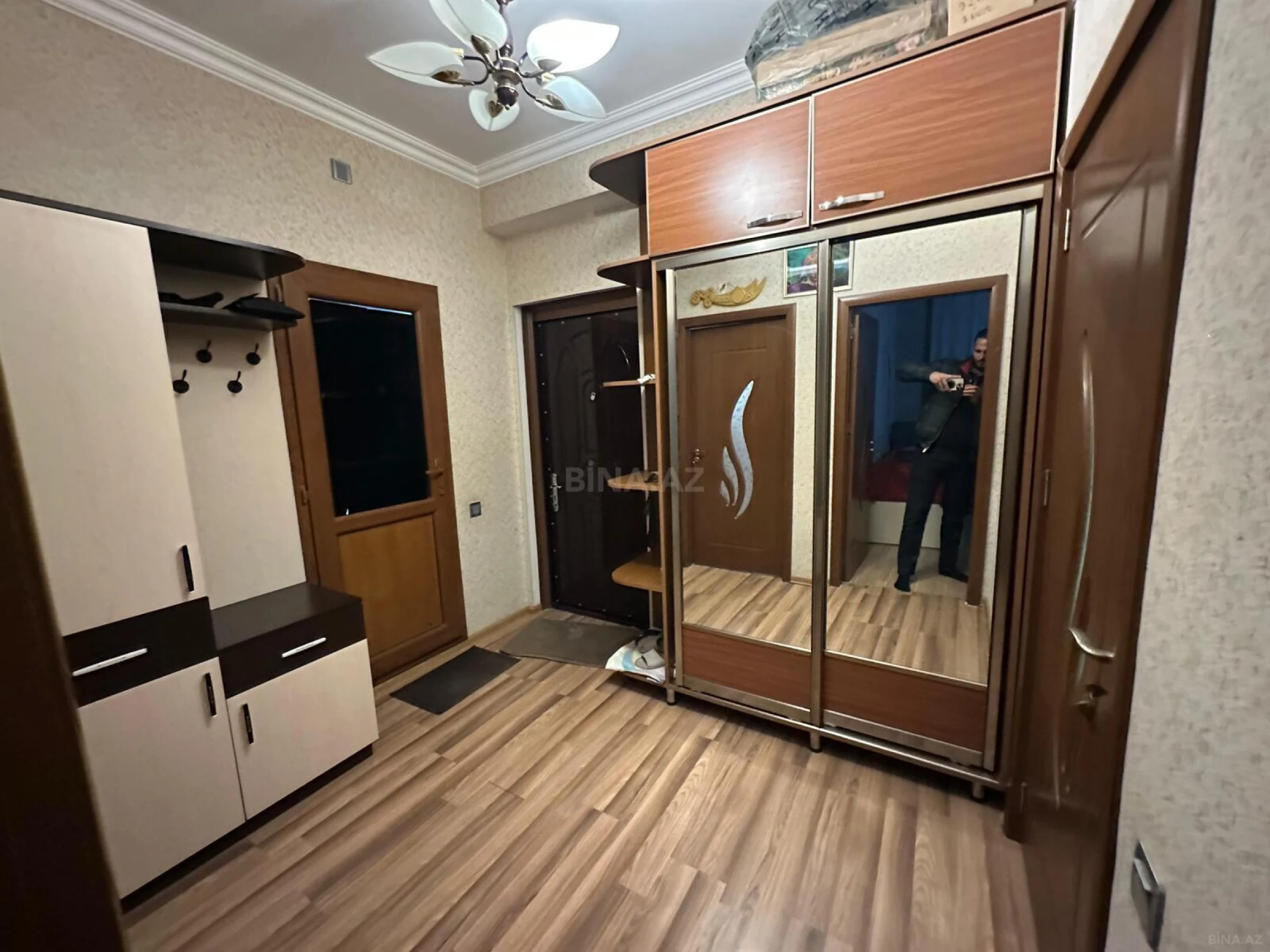 Satılır 2 otaqlı mənzil 52 m²