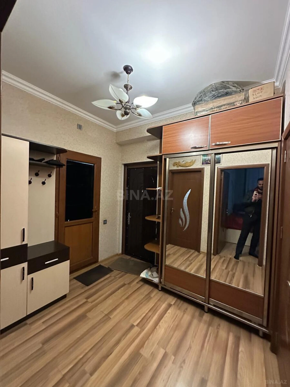 Satılır 2 otaqlı mənzil 52 m²