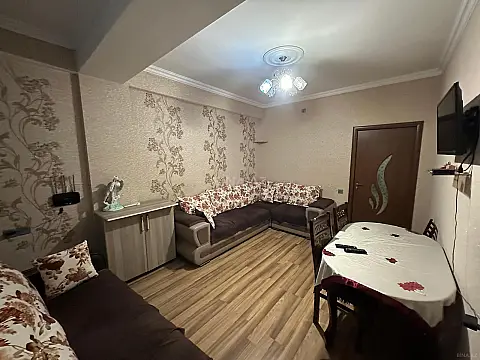 Satılır 2 otaqlı mənzil 52 m²
