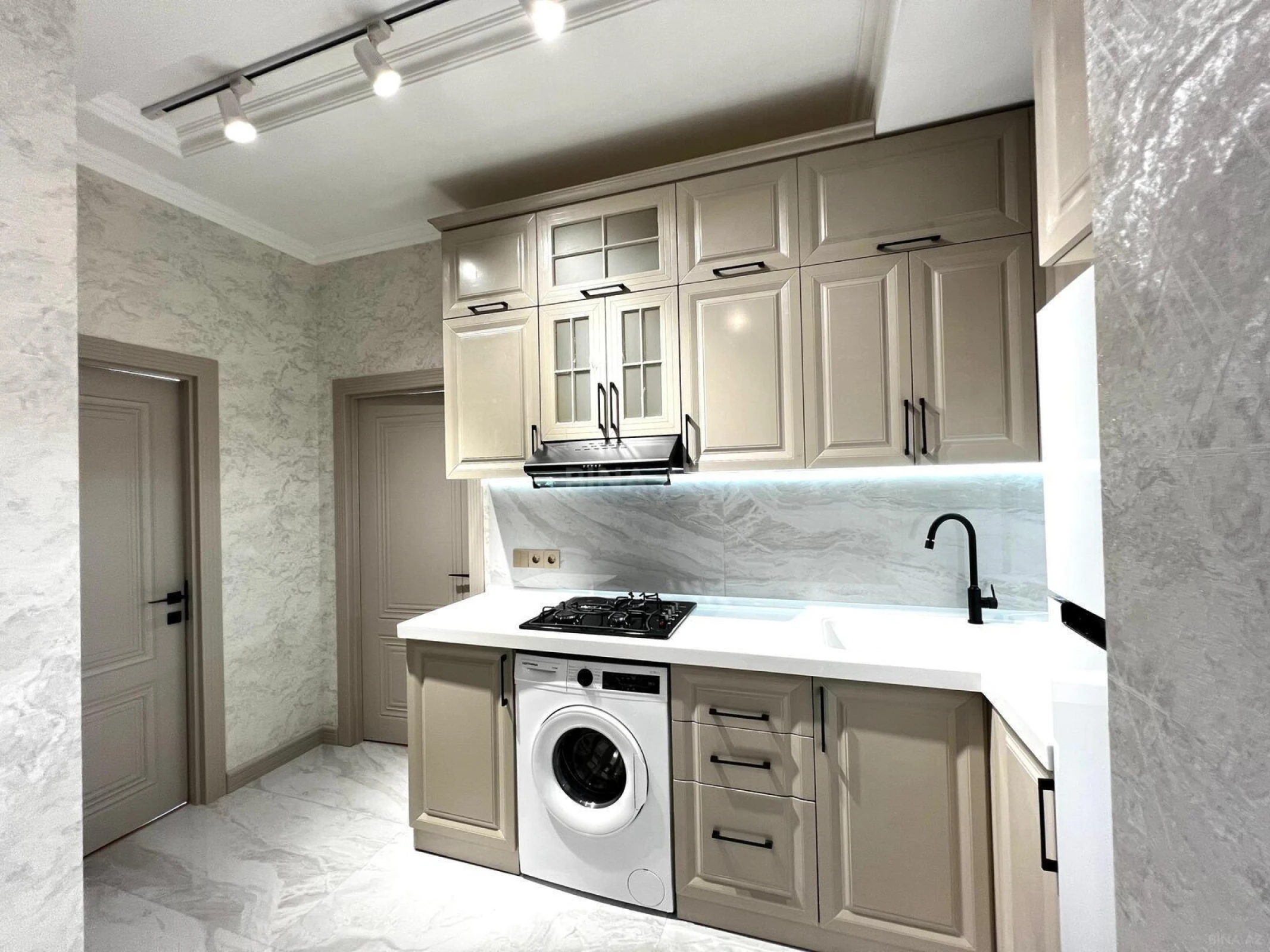 Satılır 3 otaqlı mənzil 80 m²