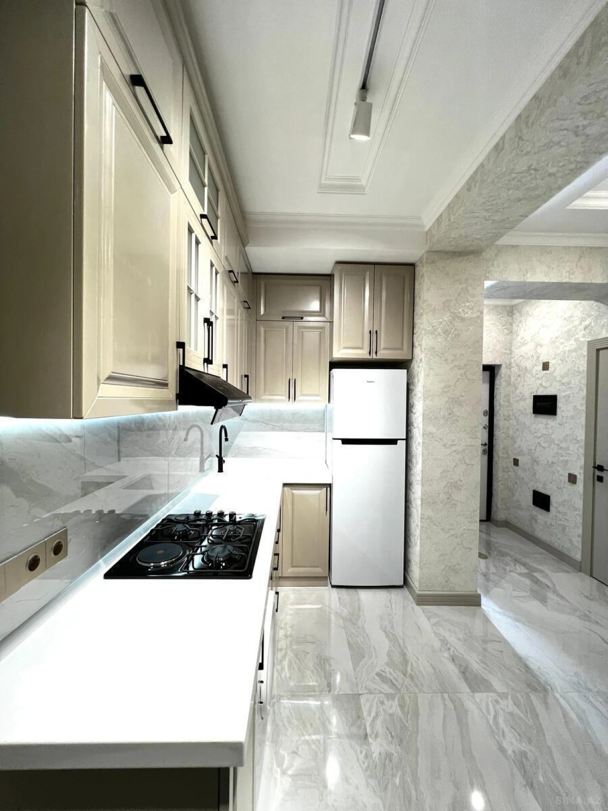 Satılır 3 otaqlı mənzil 80 m²