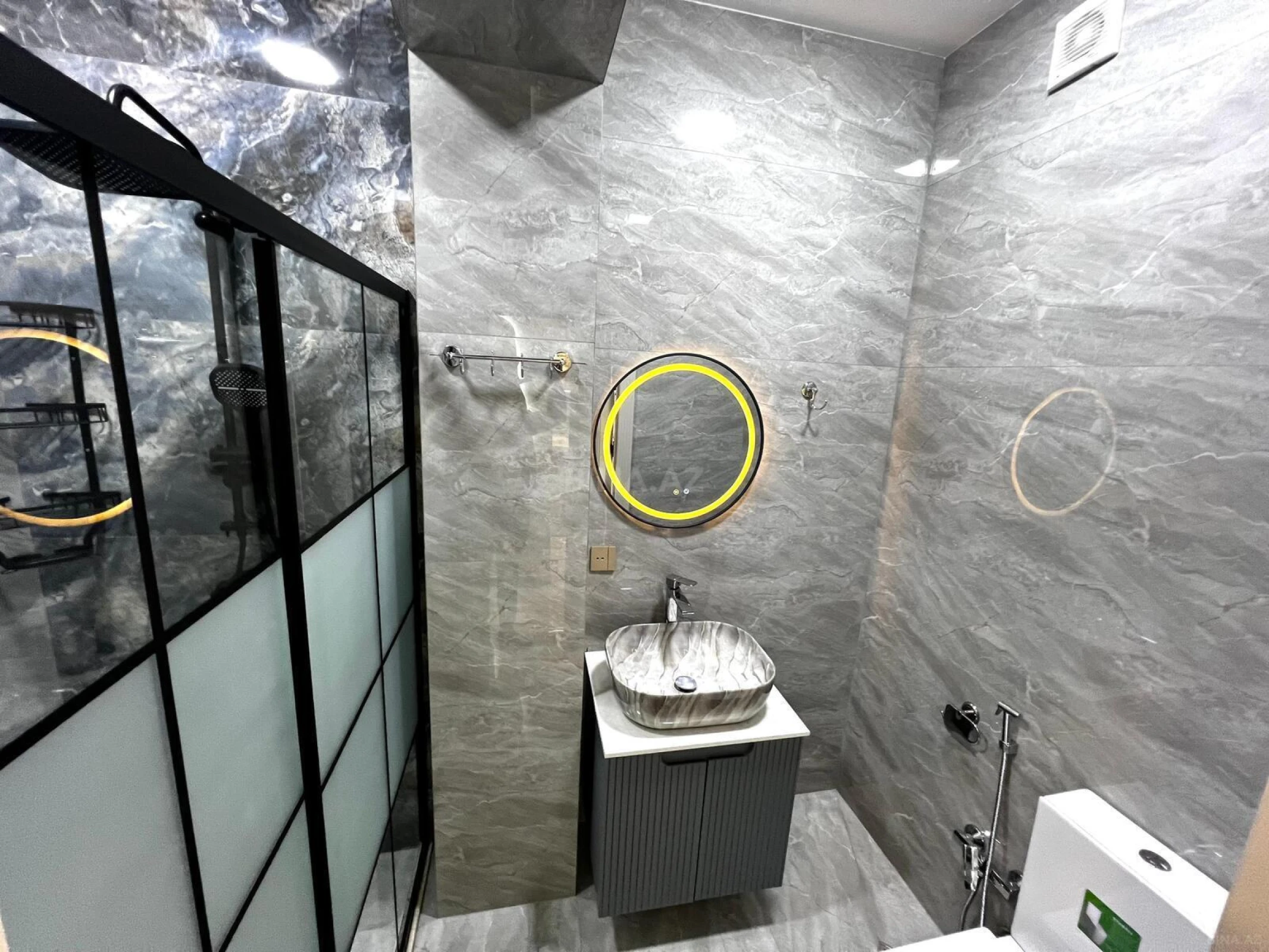 Satılır 3 otaqlı mənzil 80 m²