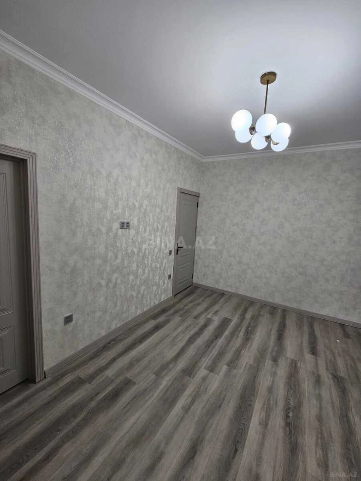 Satılır 3 otaqlı mənzil 55 m²