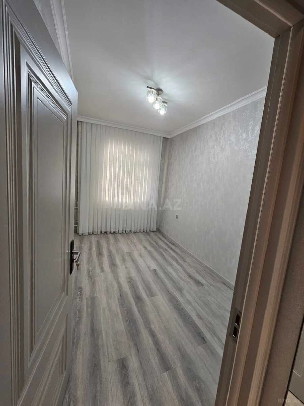 Satılır 3 otaqlı mənzil 55 m²