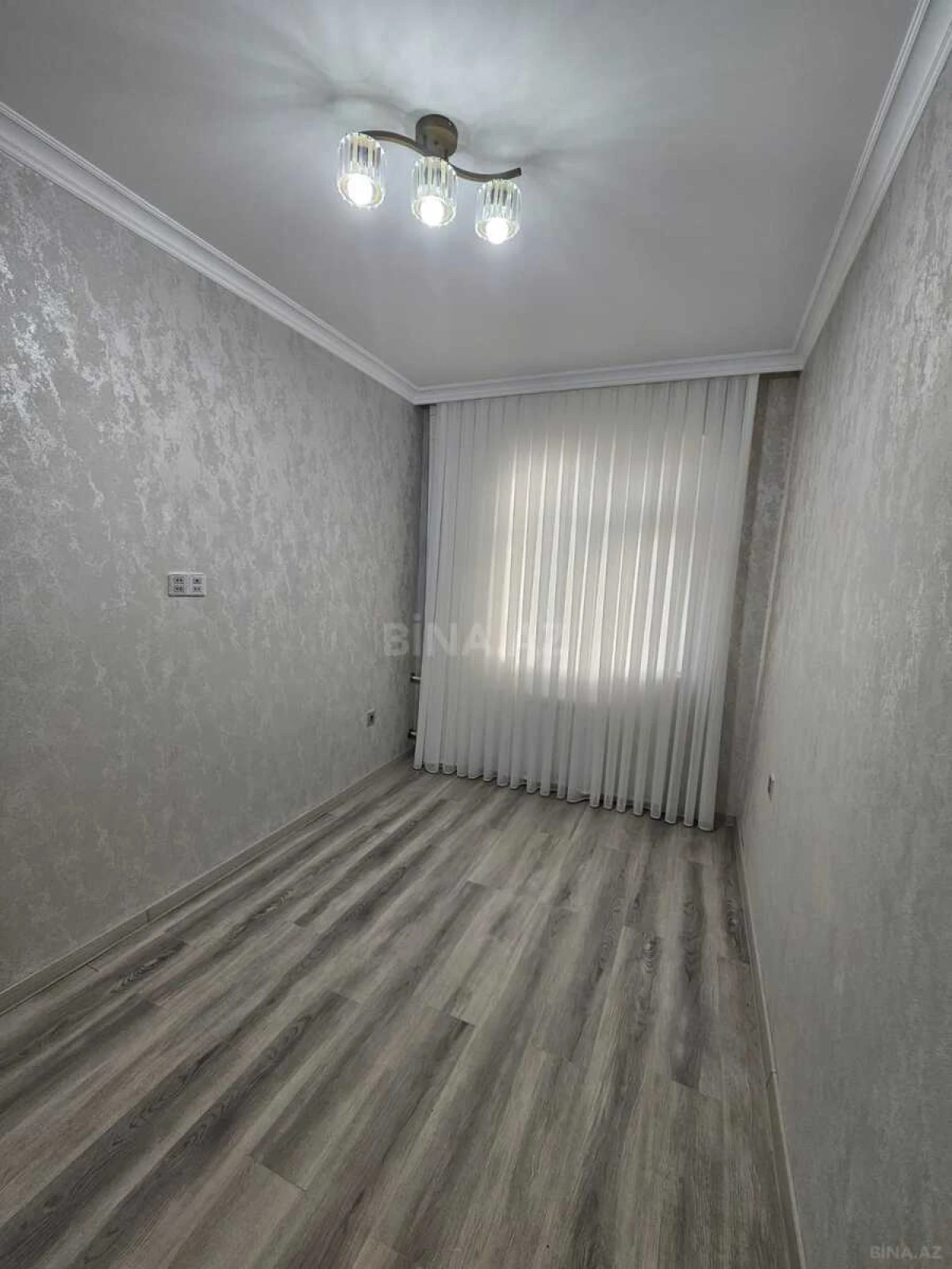Satılır 3 otaqlı mənzil 55 m²