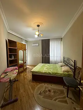 Kirayə verilir 4 otaqlı mənzil 130 m²