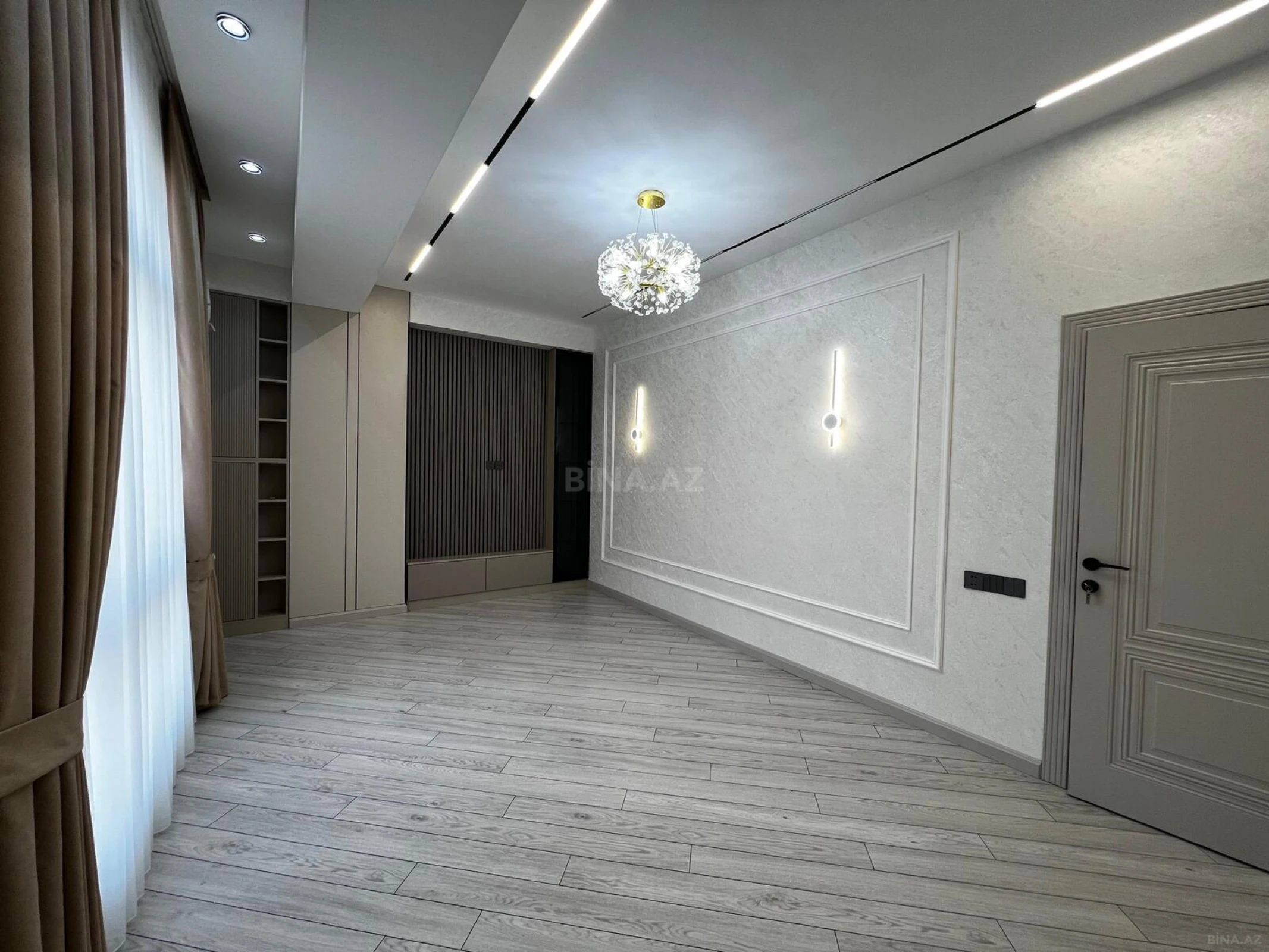 Satılır 2 otaqlı mənzil 78 m²