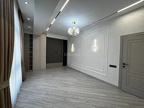 Satılır 2 otaqlı mənzil 78 m²