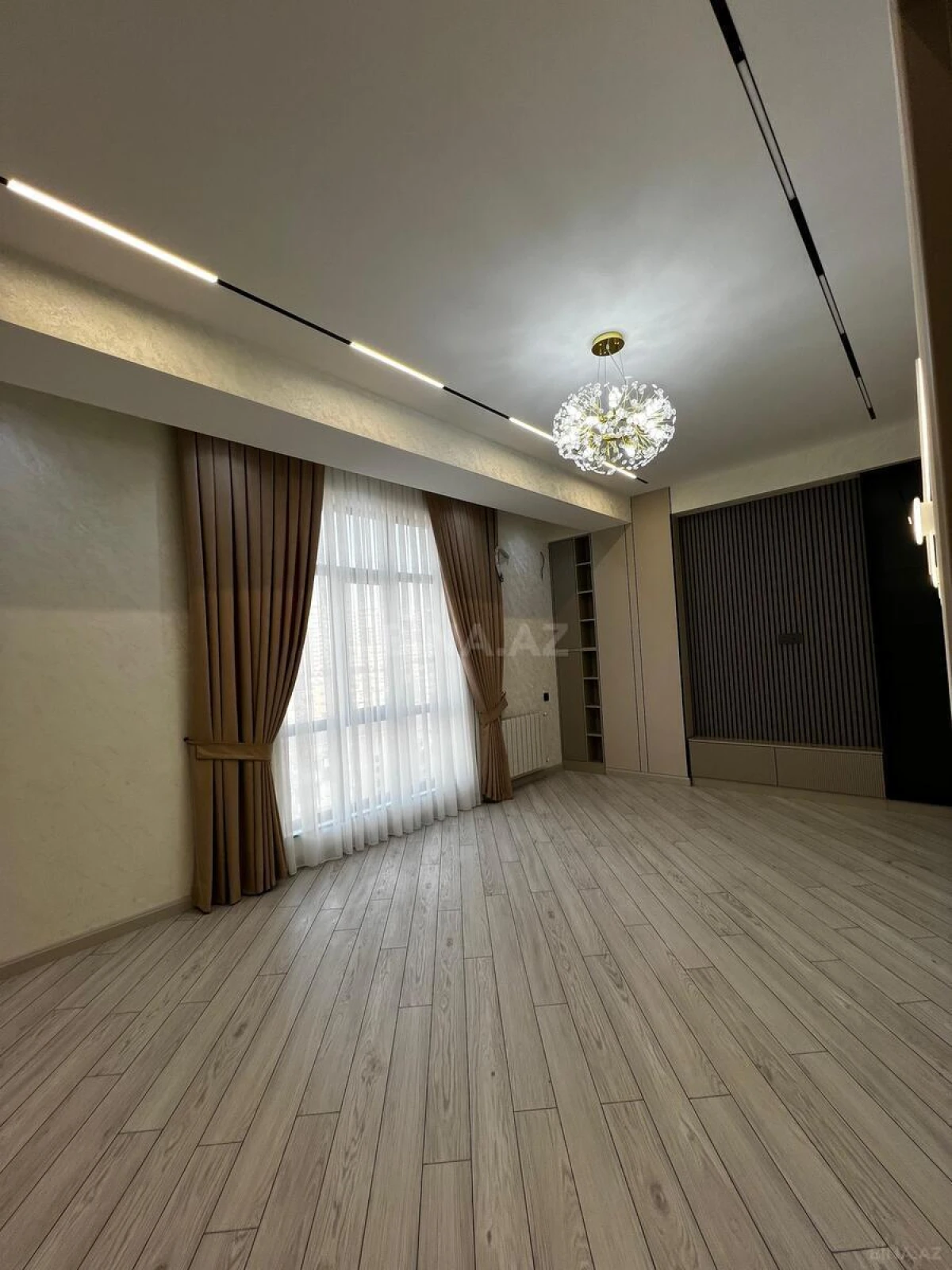 Satılır 2 otaqlı mənzil 78 m²