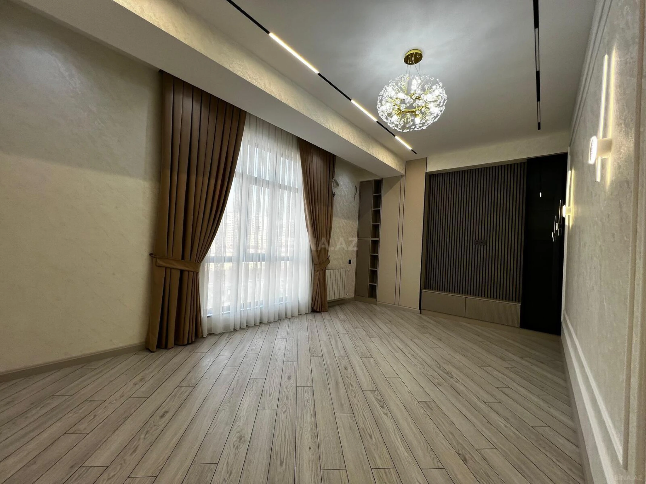Satılır 2 otaqlı mənzil 78 m²