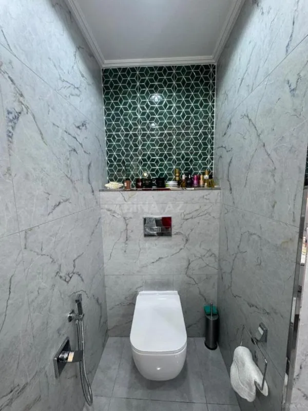 Satılır 3 otaqlı mənzil 117 m²